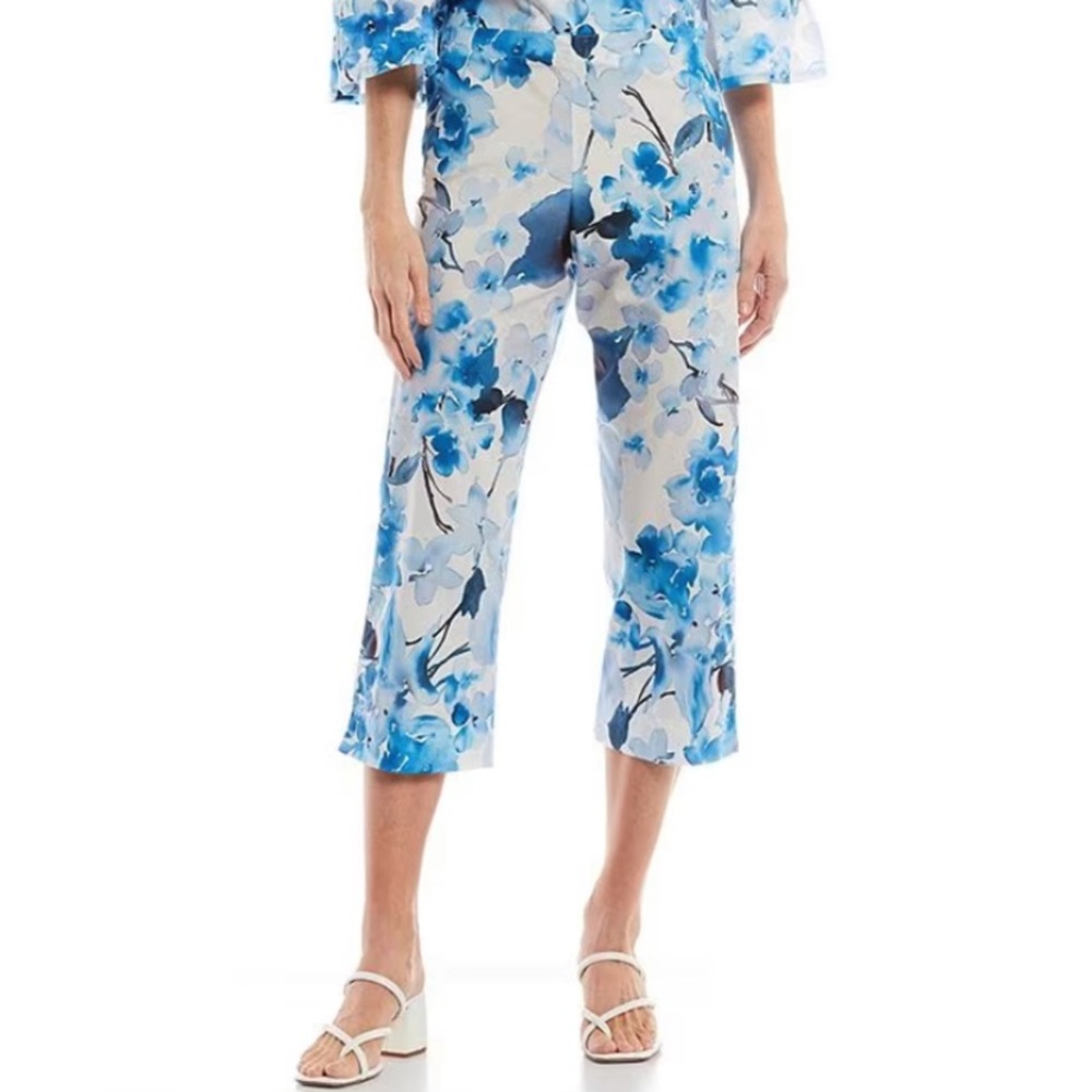 Bryn Walker Made In USA Blue Floral Capri Pant L